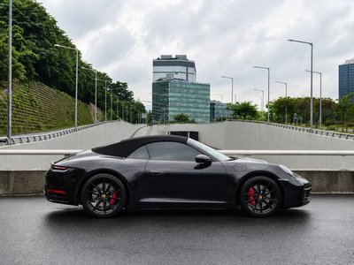صورة 3 لـ 2021 Porsche 911