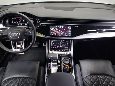 AUDI Q8 - 5