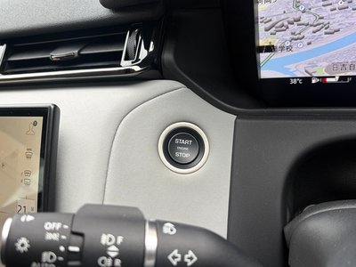 صورة 5 لـ 2024 LAND Rover RANGE ROVER VELAR