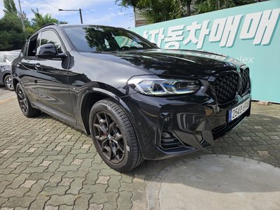 2022 BMW X4 photo 1