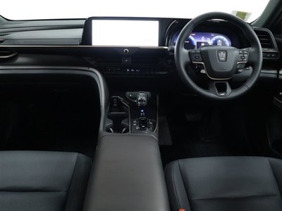 2025 Toyota CROWN ESTATE — миниатюра 3