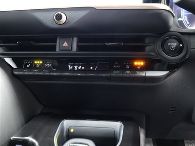 2025 Toyota CROWN ESTATE — миниатюра 18