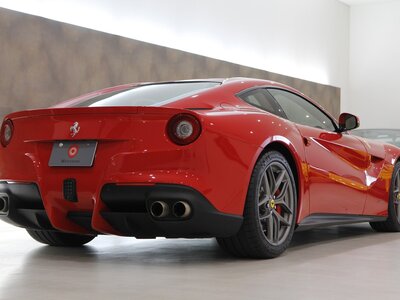 FERRARI F12 BERLINETTA - 10