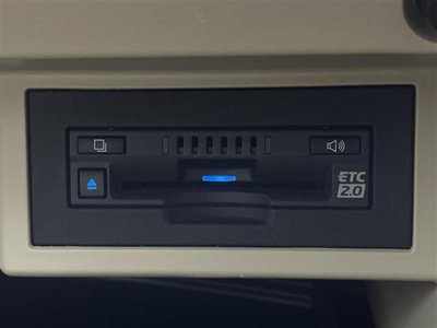 TOYOTA LAND CRUISER PRADO - 8