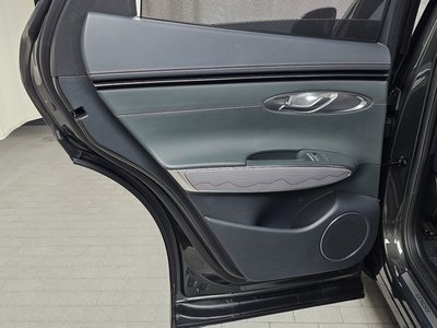 صورة مصغرة 15 لـ 2024 Genesis GV70