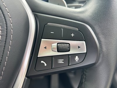 2021 BMW X6 — миниатюра 40
