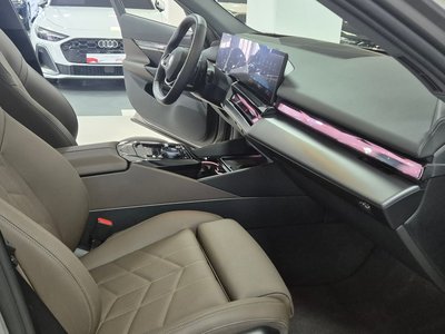 صورة مصغرة 13 لـ 2025 BMW 5 SERIES