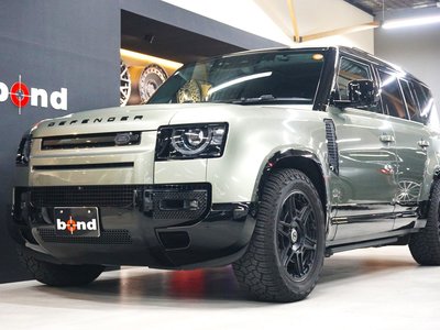 LAND ROVER DEFENDER - 1