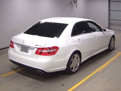 MERCEDES-BENZ E-CLASS - 5
