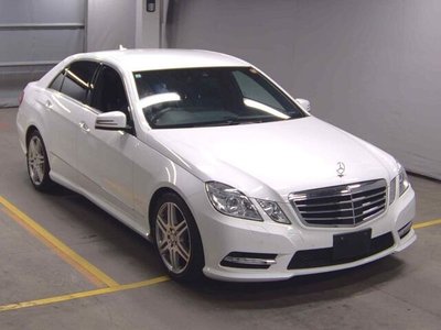 MERCEDES-BENZ E-CLASS - 1