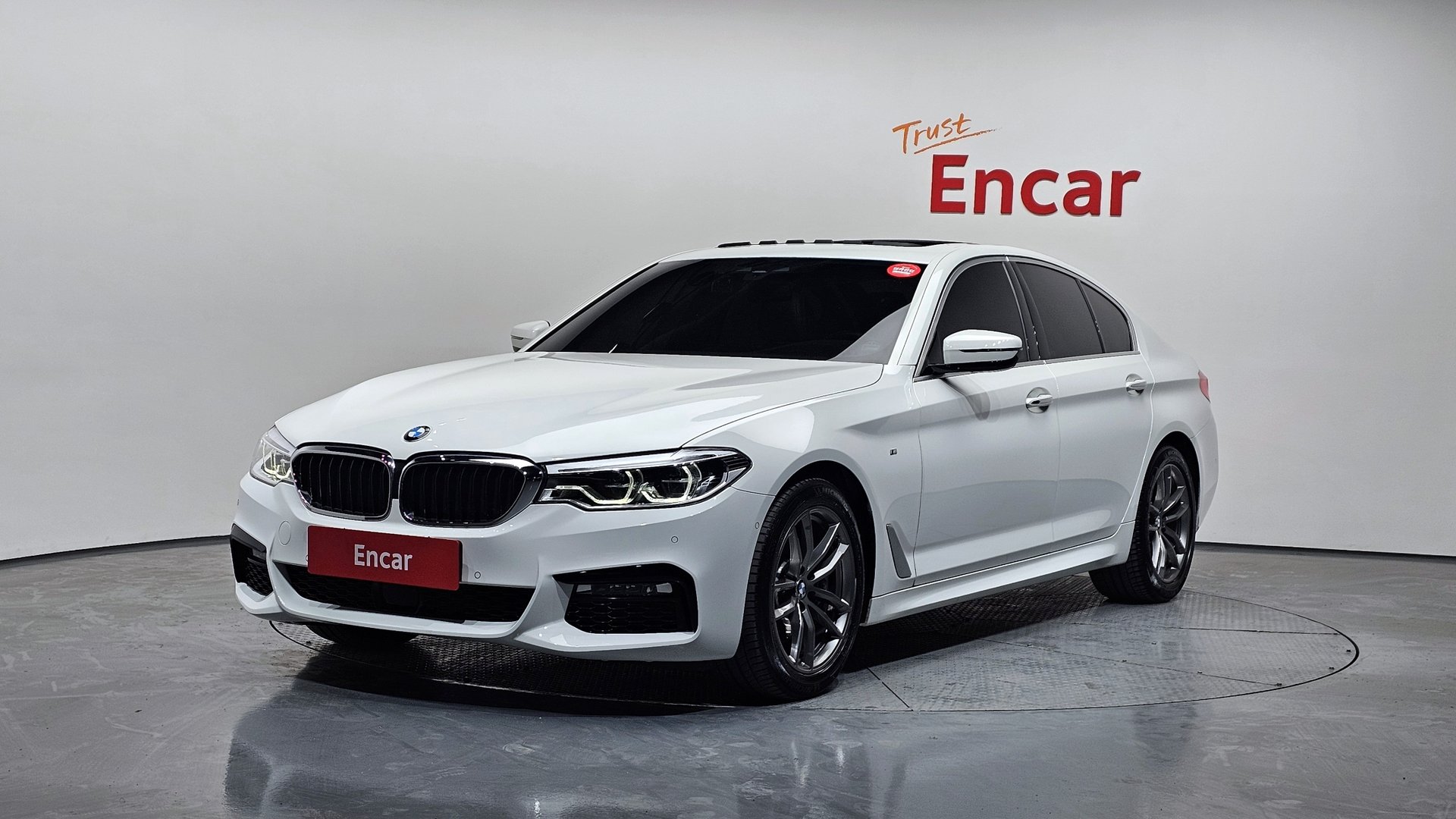 BMW 5 SERIES - View 1