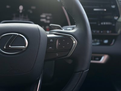 2025 Lexus RX — миниатюра 29