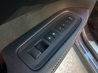 2025 Lexus RX — миниатюра 39