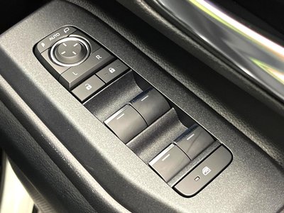2024 Toyota LAND CRUISER 250 — миниатюра 24