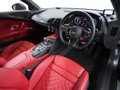 صورة 5 لـ 2021 AUDI R8