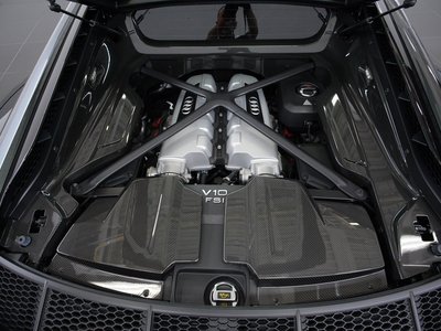 صورة 7 لـ 2021 AUDI R8