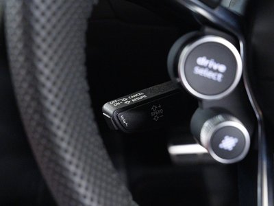 صورة مصغرة 36 لـ 2021 AUDI R8
