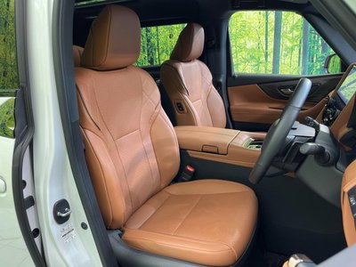 TOYOTA VELLFIRE - 8