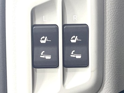 2023 Toyota LAND CRUISER PRADO 缩略图 34