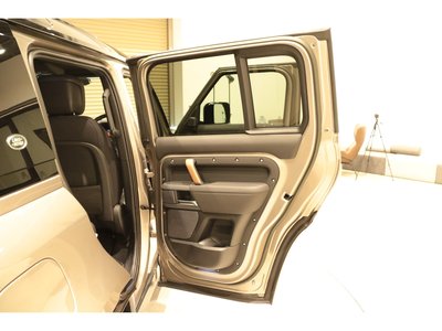 صورة مصغرة 36 لـ 2023 LAND Rover DEFENDER