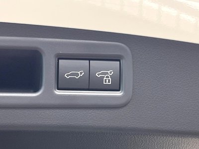 صورة مصغرة 36 لـ 2025 Lexus RX