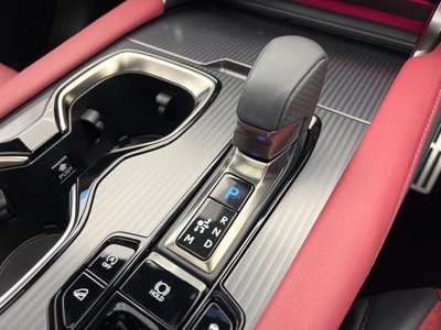 صورة مصغرة 56 لـ 2025 Lexus RX