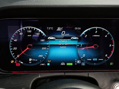 MERCEDES-BENZ E-CLASS - 8