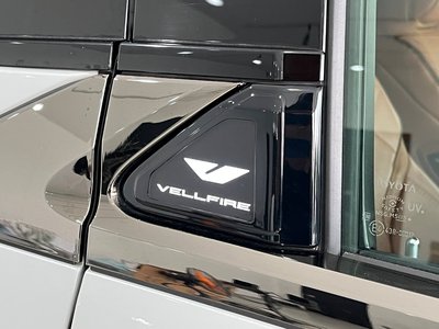 TOYOTA VELLFIRE - 10