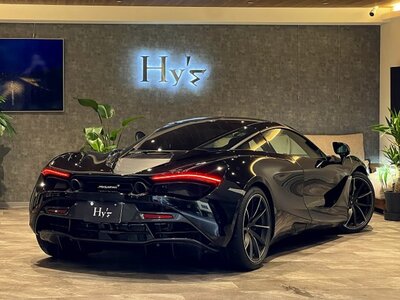 MCLAREN 720S - 7