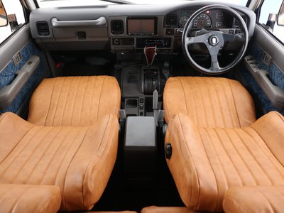 TOYOTA LAND CRUISER PRADO - 5