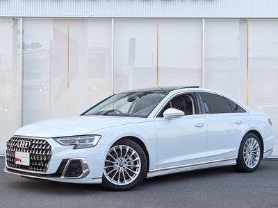 AUDI A8 - 7