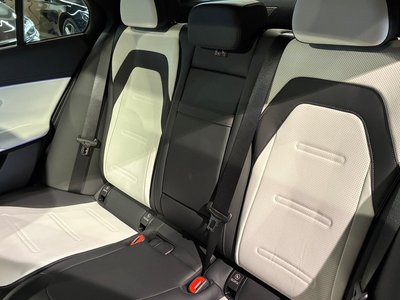 2025 Mercedes-BENZ E-CLASS AMG — миниатюра 36