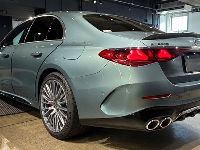 2025 Mercedes-BENZ E-CLASS AMG — фото 5