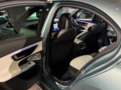 2025 Mercedes-BENZ E-CLASS AMG — миниатюра 31