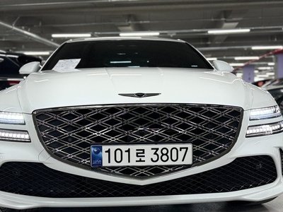 GENESIS G80 (RG3) - 2
