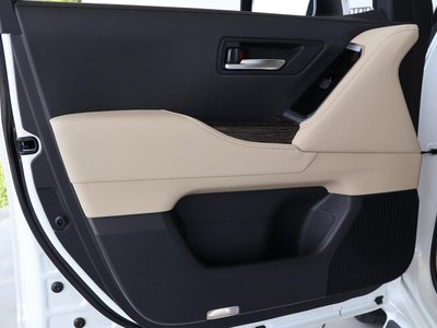 2023 Toyota LAND CRUISER 300 — миниатюра 46
