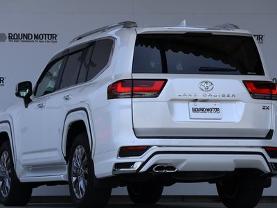 2023 Toyota LAND CRUISER 300 — фото 3