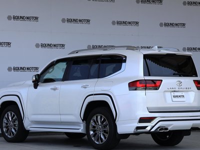 2023 Toyota LAND CRUISER 300 — фото 7