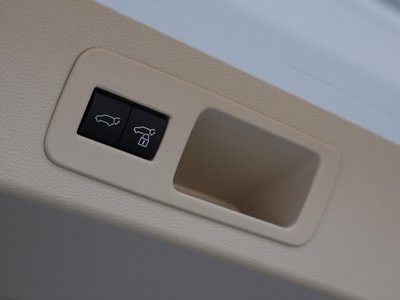2023 Toyota LAND CRUISER 300 — миниатюра 43