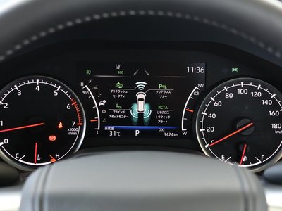 2023 Toyota LAND CRUISER 300 — миниатюра 19