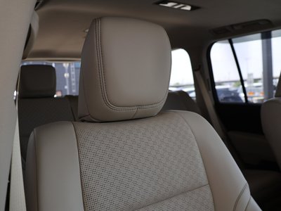 2023 Toyota LAND CRUISER 300 — миниатюра 35