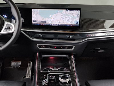 2025 BMW X7 thumbnail 14