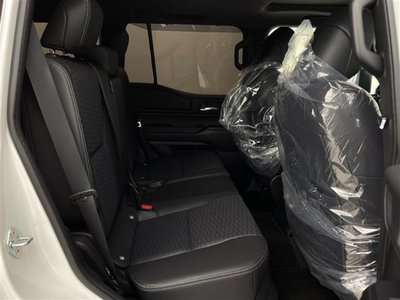 TOYOTA LAND CRUISER 250 - 9