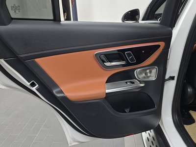 2024 Mercedes-BENZ GLC — миниатюра 15