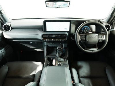 TOYOTA LAND CRUISER 250 - 6