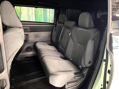 2025 Toyota ALPHARD thumbnail 38