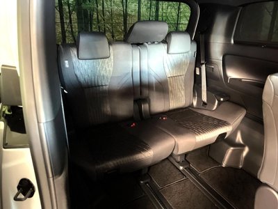 2025 Toyota ALPHARD thumbnail 18