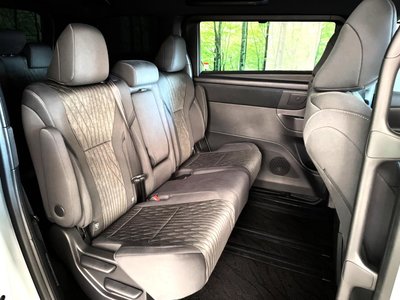 2025 Toyota ALPHARD thumbnail 17