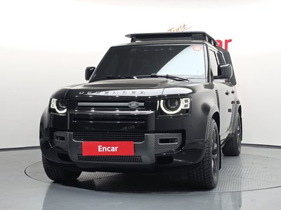 LAND ROVER DEFENDER - 2