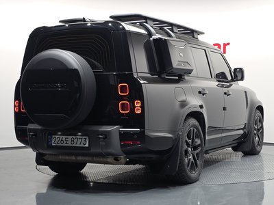 LAND ROVER DEFENDER - 3